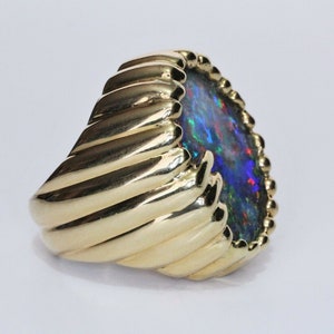 HEAVY Gents 18K Yellow Gold with a LARGE 16.35ct Natural Australian Boulder Black Opal Ring image 7