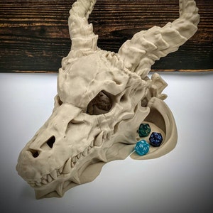 Dragon Skull Dice Tower with removable dice horns - from Ars Moriendi 3D.