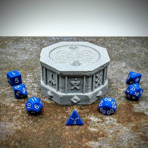 Dwarf Mythic Dice Box from the Mythic Mugs Dwarf Collection zdjęcie 3