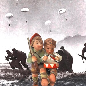 Authentic Vintage Hummel Figurine, Volunteers. 5&quot;, Pristine Condition, TMK2, 50 2/0