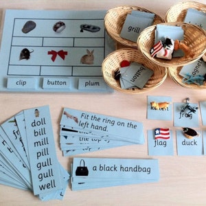 Blauwe Montessori-taalserie met kaarten en miniaturen voor vroege taalontwikkeling Educatief speelgoed voor peuters