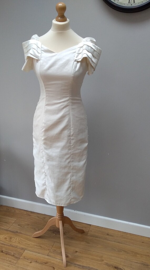 Vintage Wiggle Wedding Dress