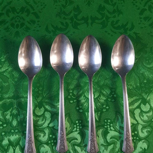 Set of 4 Vintage Oneida Community Tudor Plate FORTUNE Pattern Spoons