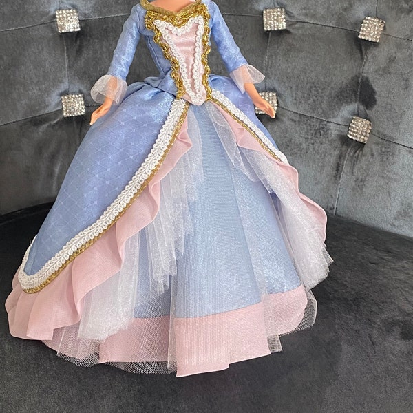 La princesse et le pauvre réplique de robe personnalisée (robe seulement) faite sur commande pour poupée de taille barbie