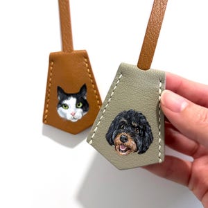 Hand-Painted Leather Pet Portrait Bag Charm: Dog Memorial Gift