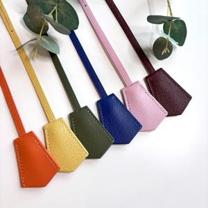 Hand-Painted Leather Pet Portrait Bag Charm: Custom Dog Memorial