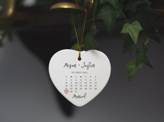Engaged Married Ornament, Custom Wedding Guest Favor, Save the Date, Bachelorette Bridal Shower, Birthday, Bridesmaid Proposal Gift T001