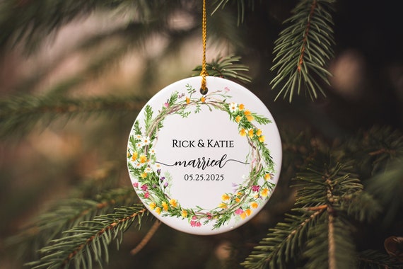 Wild flowers Engaged Ornament, Newly Married Gift, Wedding Guest Gift Favor, Keepsake, Personalized Announcement Couples Ornament T009