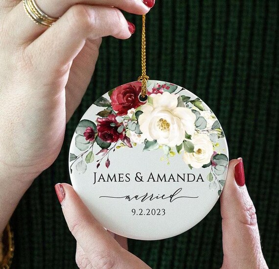Rose Engaged Ornament, Newly Married Gift, Wedding Guest Gift Favor, Keepsake, Personalized Gift for Couple, Christmas Gift T268