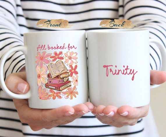 Personalized Book Lover Gift, Custom Coffee Mug for Readers, Cute Valentine’s Mug for Bookworm, Book Club Avid Readers Birthday Mug G518