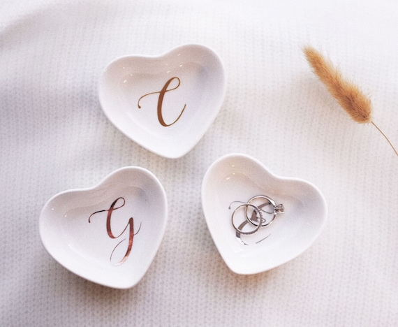 Personalized Heart Jewelry Dish, Engagement gifts, Bridesmaid Maid of Honor Proposal, Ring Holder, Wedding Ring Dish R02
