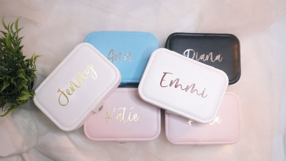 Travel Jewelry Case, Personalized Bridesmaid Proposal Gift, Bachelorette Maid of honor Bridal Party Sister Mother of the Bride Gift J001