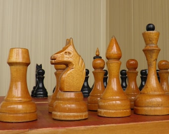 Chess "Oredezh". Tournament chess with weights, USSR chess 60-70s, old, wooden, weighted chess. Soviet, weighted, wooden chess set "Luzhsky"