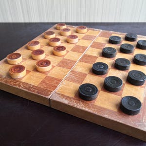 Checkers. Old Soviet wooden drafts 60-70s Checkers USSR. Vintage Soviet checkers, wooden checkers, Draughts USSR in good vintage condition
