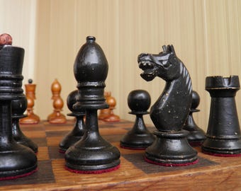 Vintage Soviet chess set with weight 1930s “BF I” in good condition. Chess "Botvinnik-Flor I" Antique chess set with weight "Fierce Knight".