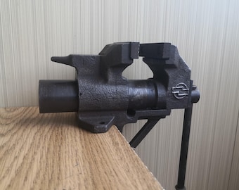 Vintage Soviet Vice and Anvil 60-70s Vintage tool for the home. Old Soviet Vice and Anvil. Vintage Table Bench Vice. Antique visa with anvil