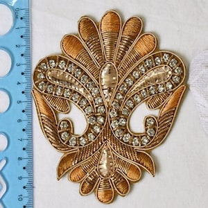 8 Pc Silver Zardozi Appliqué Set – Golden 4&quot; Floral Embroidered Patches with Rhinestones | Indian Sew-On Embellishments for Dresses & Crafts