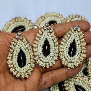20 schwarze Applikationen goldene Strassapplikationen Stickapplikationen Perlen Brautapplikationen Stirnbandapplikationen Indianerapplikatio