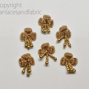 50 Stück Gold Strass Applikationen Dekorative Stickerei Perlen Braut Stirnband Indische Blumen Pailletten Arbeit Applikationen für Hochzeitskleider Patch