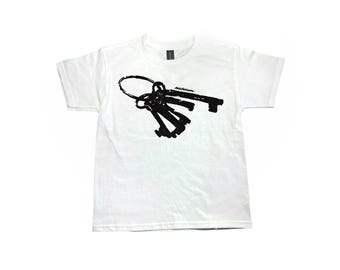 Vintage keys Graphic Baby Tee: Handmade Screen Print graphic tshirt, 90s y2k retro style