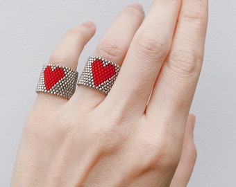 Red heart silver metallic love ring, Wide crystal cocktail ring, Minimalist beaded jewelry, Unique handmade gifts, Valentines Day gift ideas