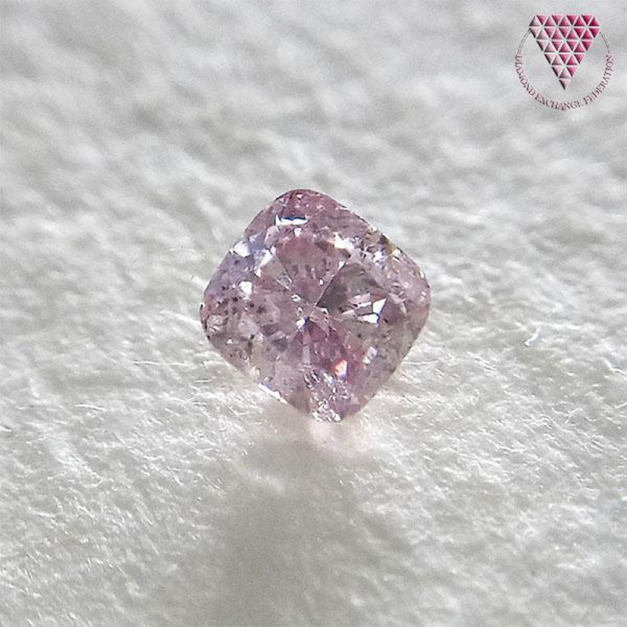 天然ピンクダイヤモンド0.115 カラッNATURAL PINK DIAMOND-