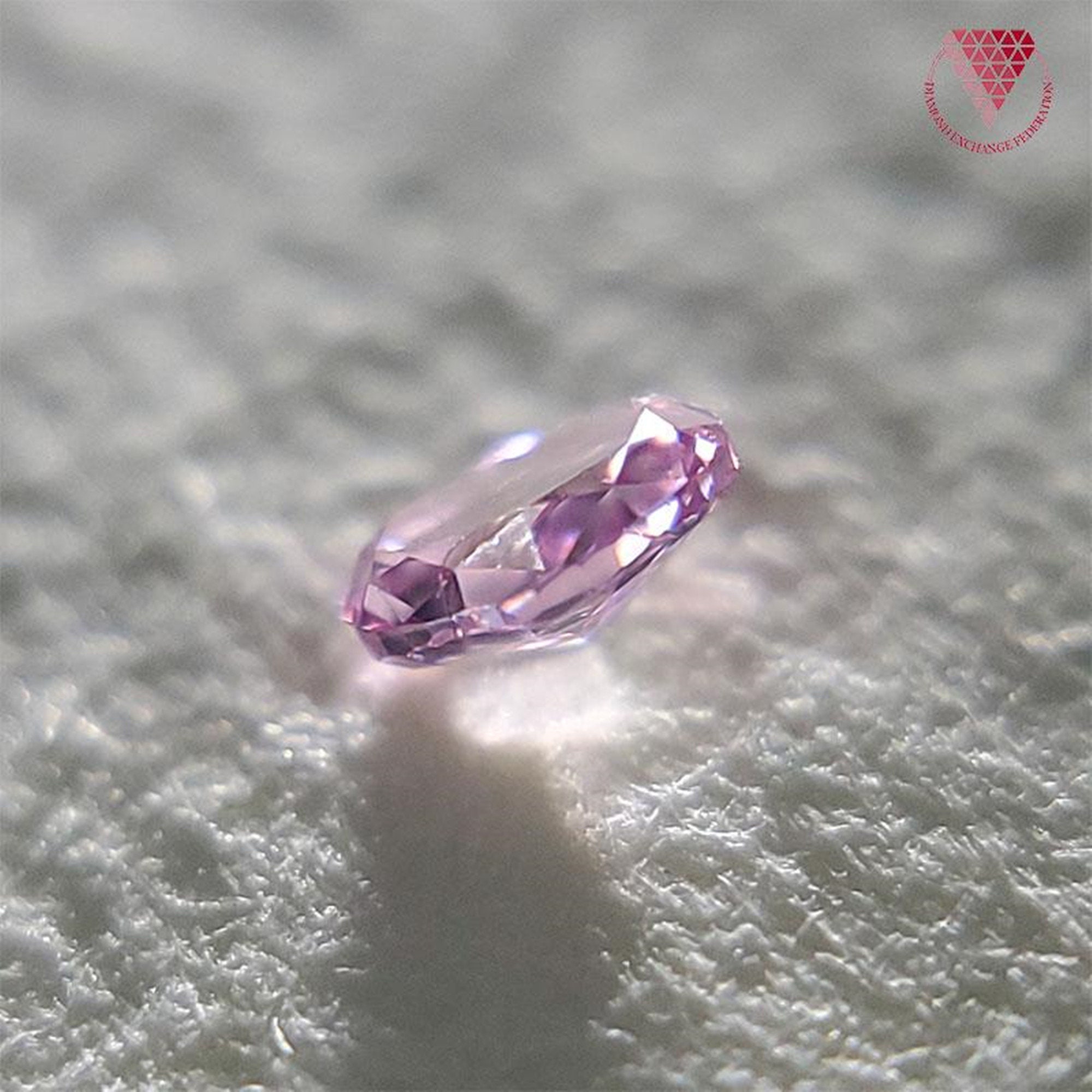 2021新春福袋】 0.036ct INTENSE FANCY 天然ピンクダイヤモンド LIGHT