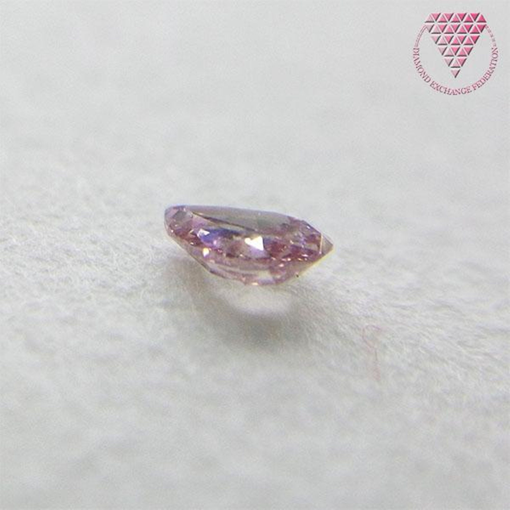 0.046 Ct Fancy Pink SI2 CGL Japan Natural Loose Diamond