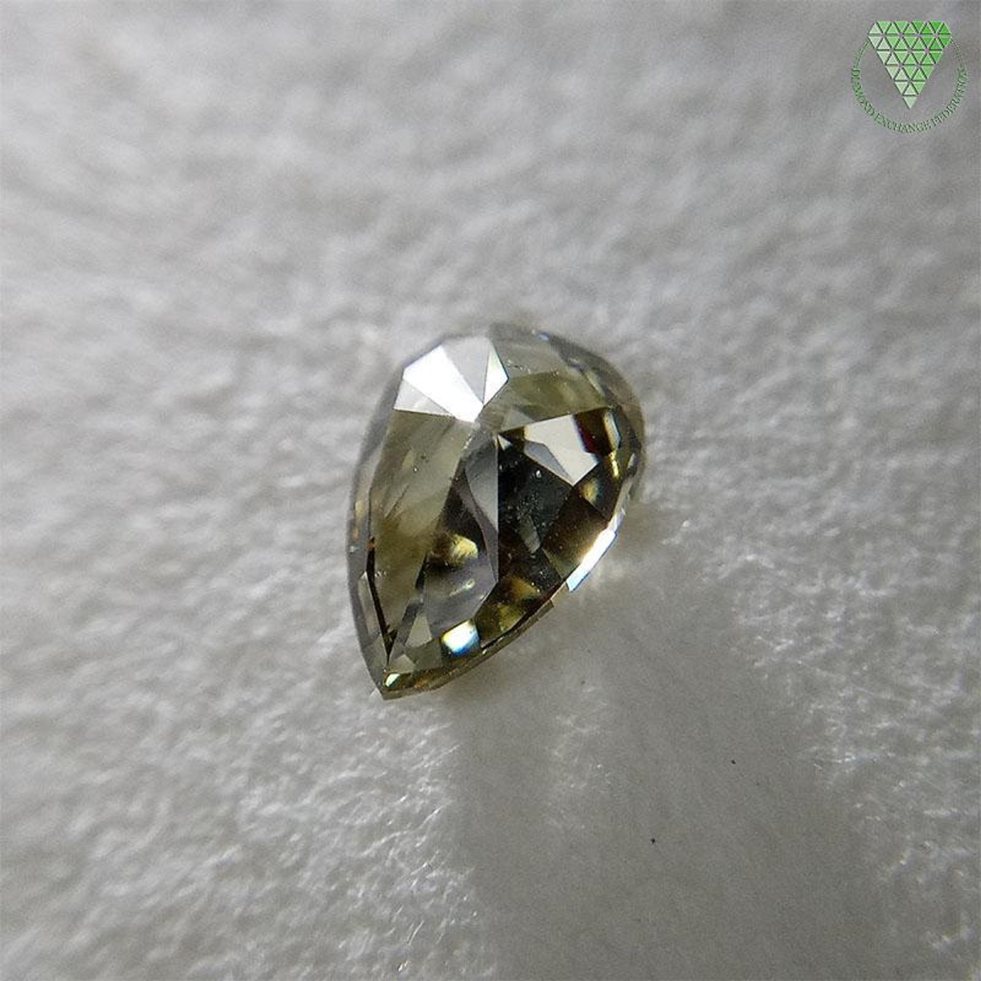 Yellow Diamond - Fancy Greenish Yellow, 0.81 carat, SI1, ID-170
