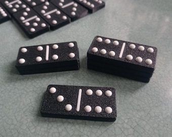Tactile Easy to see Dominoes