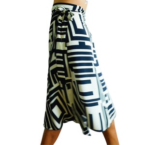 Jupe tango, jupe portefeuille en rayonne à imprimé géométrique, longueur genou image 4