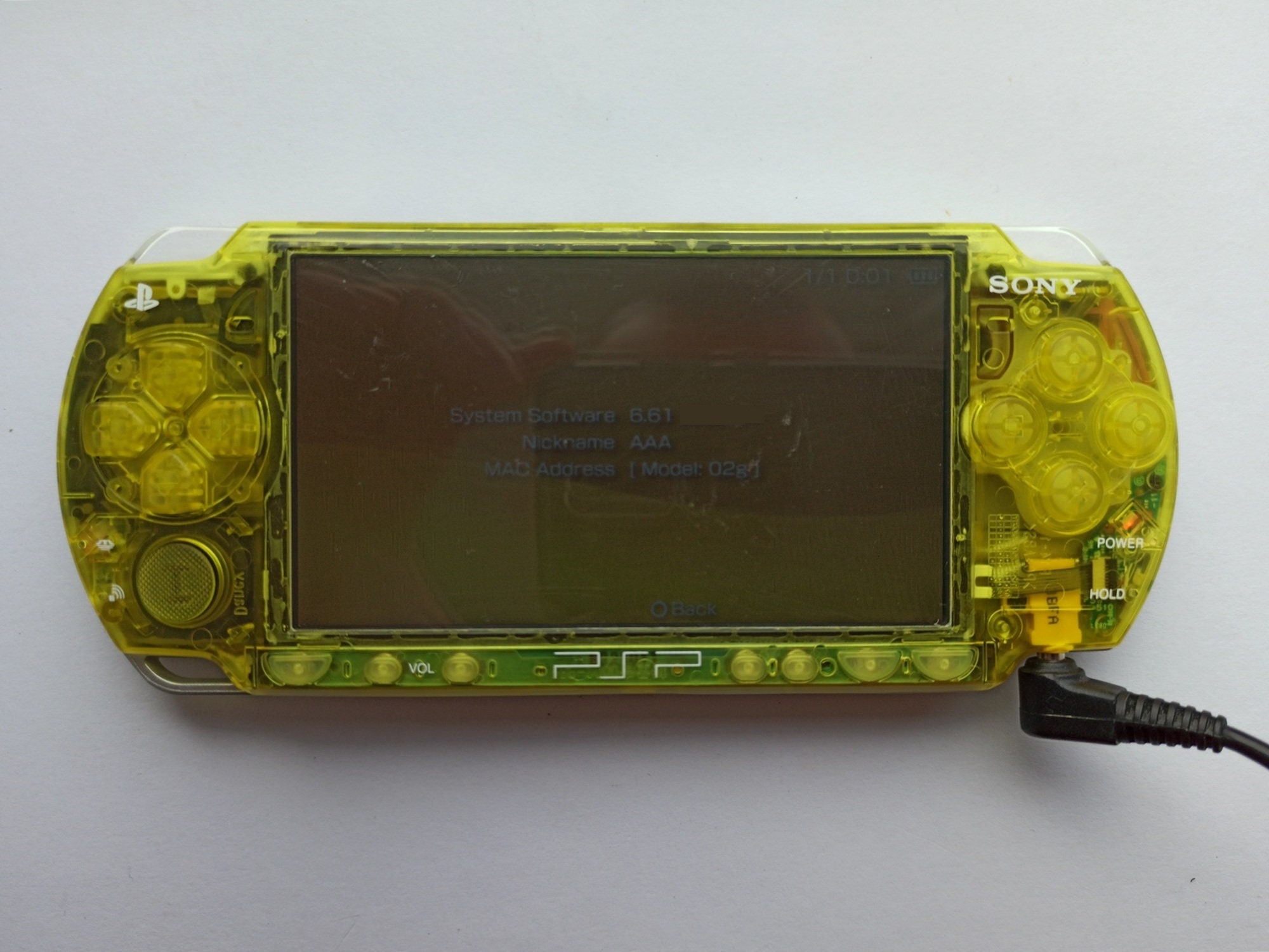 beeboo 様PSP 2000 すぐ遊べるセット【美品・カスタム】グリーン PSP 3000 すぐ遊べるセット【美品・カスタム】スケルトン