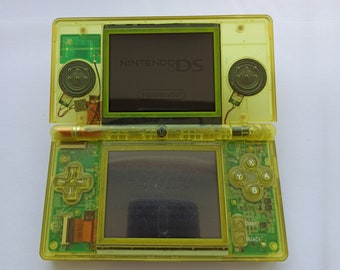 Console Nintendo DS lite personalizzata con guscio giallo trasparente