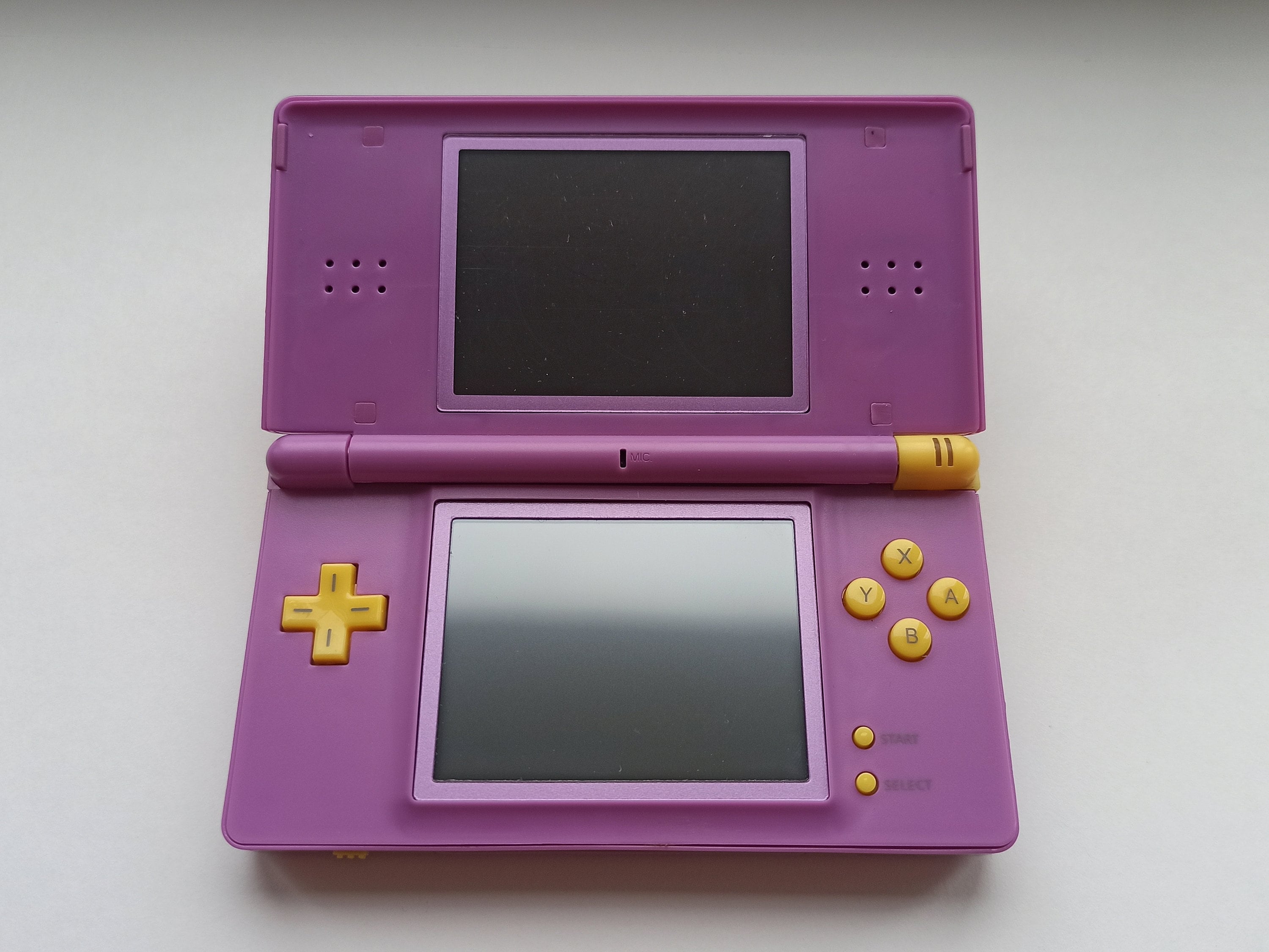 Nintendo DSi Portable Pink Console, Beautiful Body + Working Good