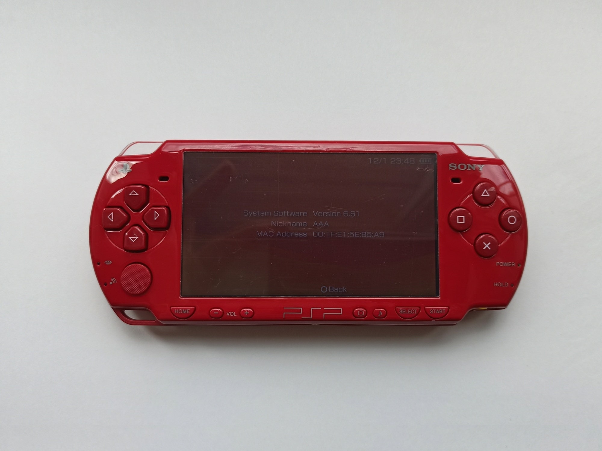 PSP 3004 Schwarz mit neuem Akku + Ladegerät und 5 Spielen in