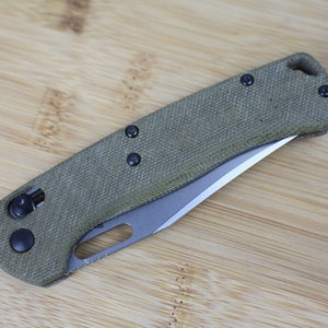 Benchmade Taggedout Micarta Griffe
