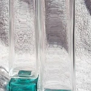 Luigi Bormioli Monet Light & Music Crystal Champagne Flutes Vintage Aqua Green Square Footed Base