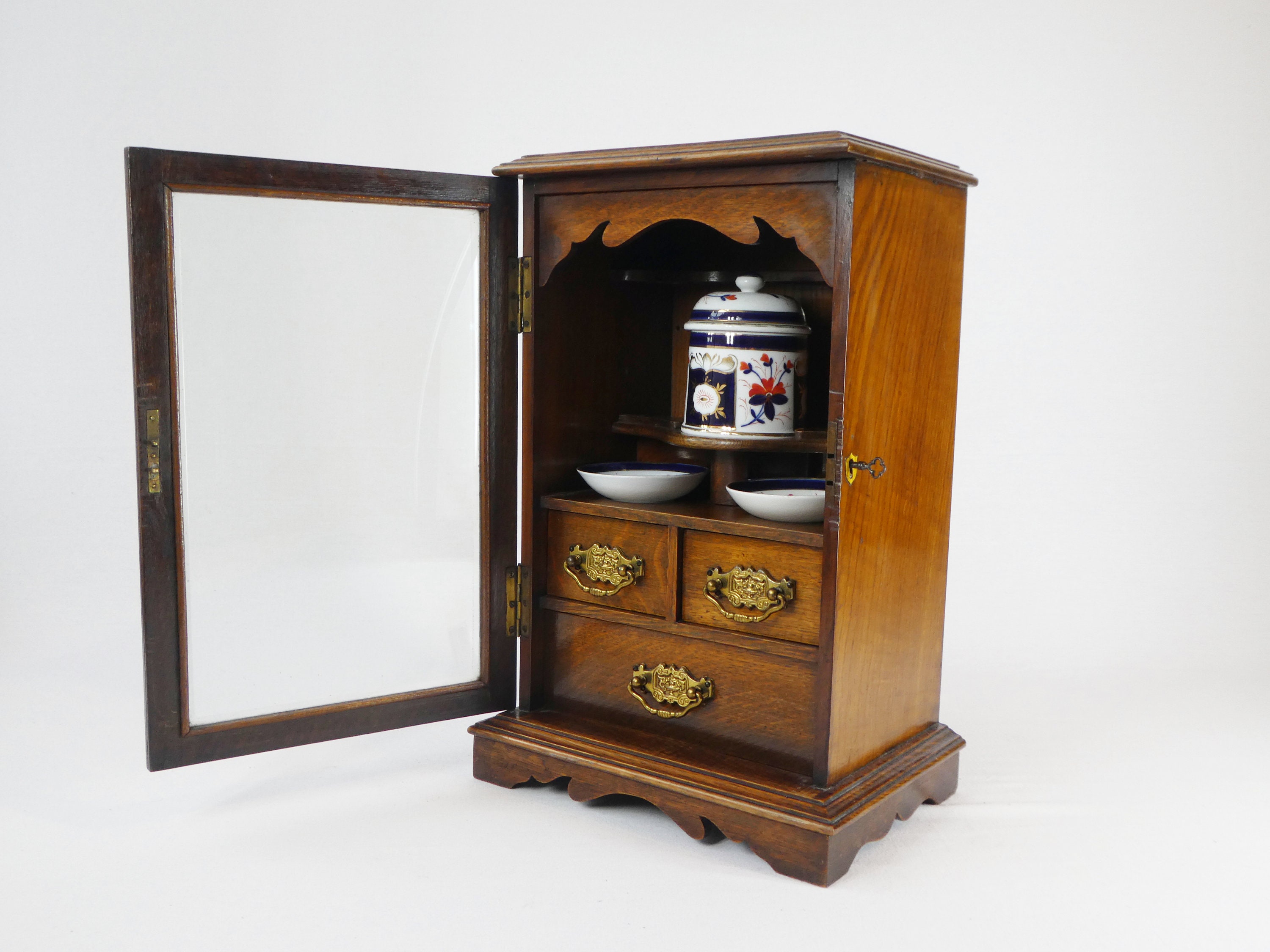 England製アンティーク 木製葉巻ケース Cigar Cabinet England製アンティーク 木製葉巻ケース Cigar Cabinet