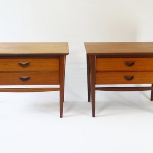 Scandinavian Pair of Teak Nightstands from the 60&#39;s, Danish Wooden Mid Century Bedside Tables, Vintage Designers Nordic Furniture