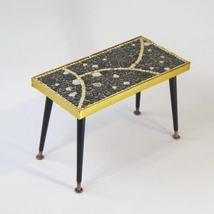 Table d'appoint rectangulaire en mosaïque vintage, support pour plantes colorées du milieu du siècle, support de fleurs en bois des années 60, table basse