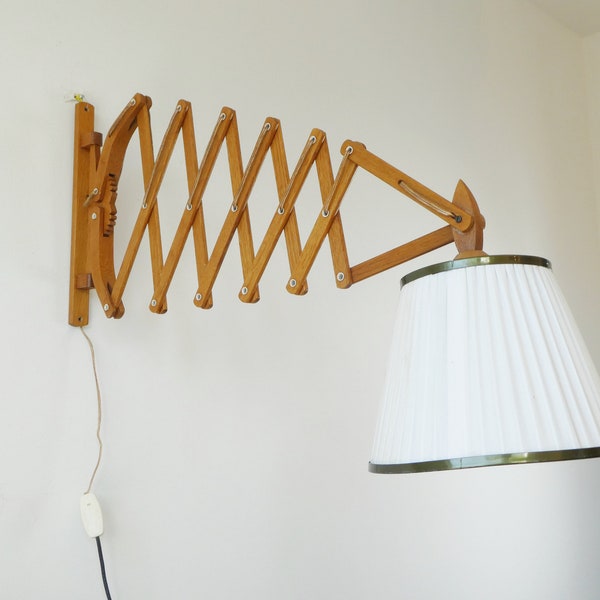 Vintage Wooden Scissor Wall Lamp, Scandinavian Extendable 60s Light, Accordion Lamp with Fabric Shade