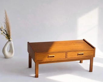 Vintage teakhouten lage plank, Scandinavische ladekast uit het midden van de eeuw, ladekast jaren 60