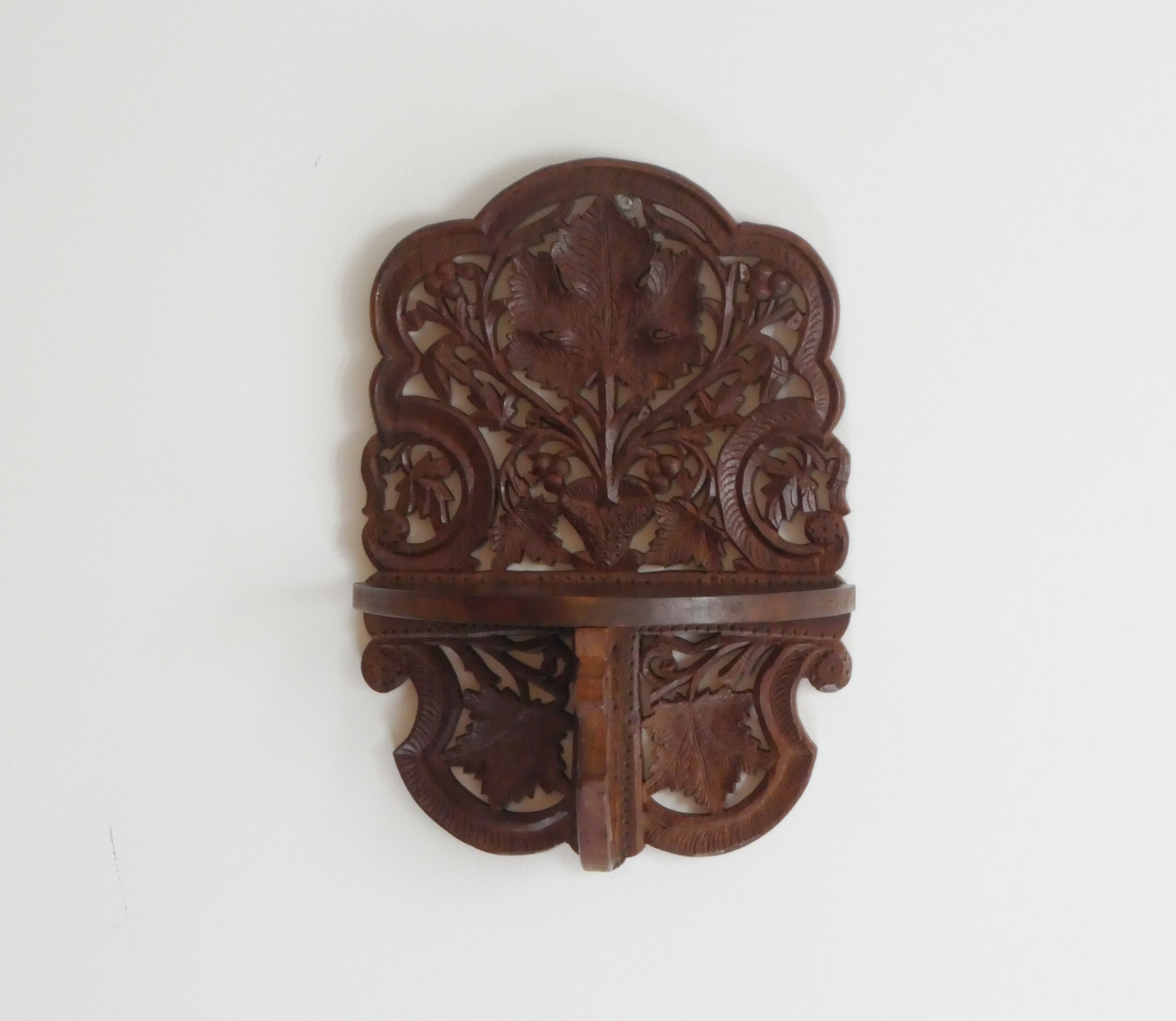 Vintage Carved Wooden Wall Shelf Beautiful Floral Leaf Etsy