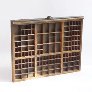 Antique Industrial Wooden Letter Press, Original Printers Tray with Metal Handle, Farmhouse Wall Decor, Display for Collectables, Letter Box
