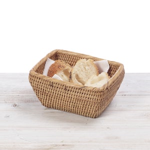 Rattan Mini Bread Roll Basket, Small Storage Basket, Handwoven Bread basket- L20 X W15 X H10cm