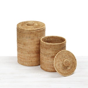 Rattan Round Waste Bin/ Paper Bin with Lid and insert Liner image 5