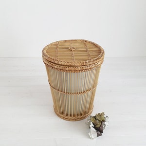 Rattan Rainfall Paper Bin/ Waste Bin with Insert Liner ( Dia 27cm X H 32 cm)