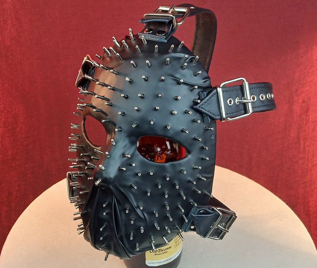 個人装備 Blood-sucking spiked mask il_1080xN.5959638464_rdex.jpg