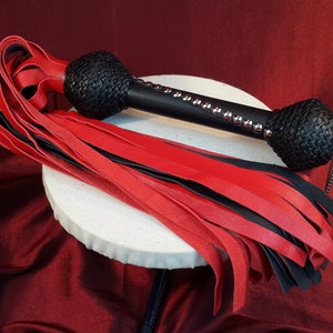 Flogger in Red & Black Bovine Leather