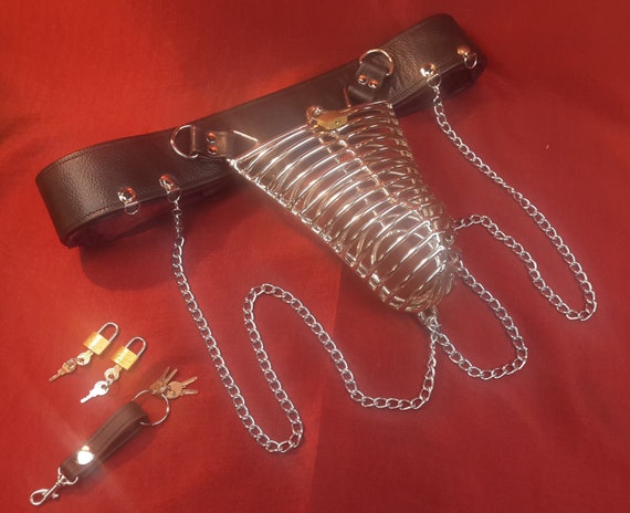 Jaula de castidad con cerradura de acero masculino con cinturón de cuero  completo. -  España